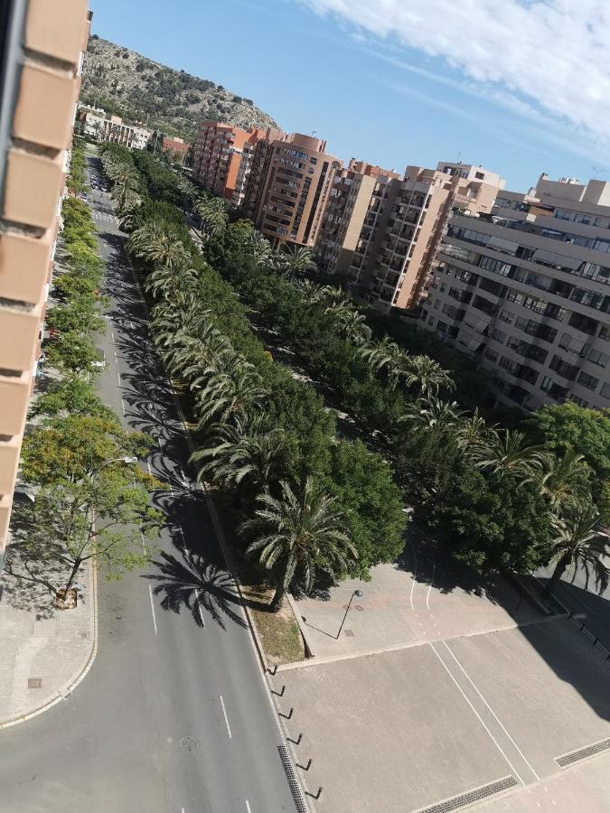 Gran piso Villa Alicante Bagian luar foto